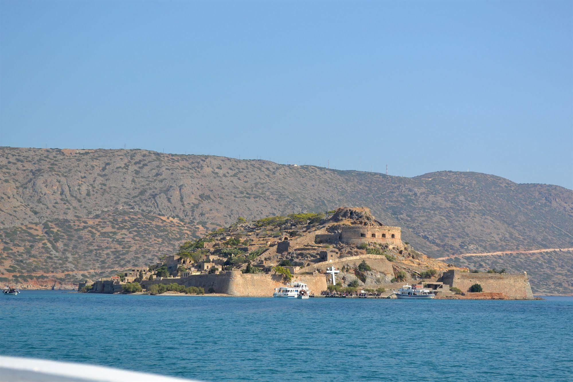 Elounda Olive Garden Apts & Studios Esterno foto